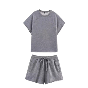 Conjunto de Dos Piezas Casual para Mujer, Personalizado al por Mayor, de Algodón, para Verano, Camiseta y Pantalones Cortos, Ropa Deportiva con Logotipo Personalizado - Product Image 4