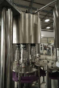 Machine de remplissage d'eau minérale 60 Bpm - Product Image 4