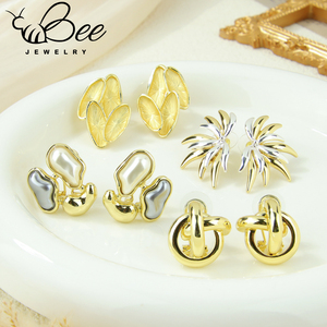 Vintage Italian Irregular Baroque Pearl <b>Stud</b> <b>Earrings</b> Geometric Exquisite Gold Color <b>Crystal</b> <b>Earring</b> For Women - Product Image 4