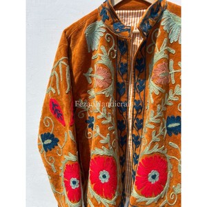 Veste en velours marron Suzani, veste à broderies florales avec doublure en coton cousue à la main, deux poches latérales, veste bohème chic - Product Image 4