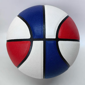 Ballon de football de taille 5 en cuir PU de haute qualité, style classique, logo personnalisé, écologique, avec emballage personnalisé, durable pour l'entraînement - Product Image 5