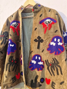 Manteau en velours brodé Sujani, réversible, écologique, à capuche, style gothique pour tenues d'hiver bohèmes - Product Image 2