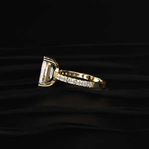 Anillos Solitarios Personalizables de Moissanita de 3 Quilates con Corte Cojín en Oro Rosa para Mayoristas de Joyería Fina y Plataformas de Venta en Línea - Product Image 4