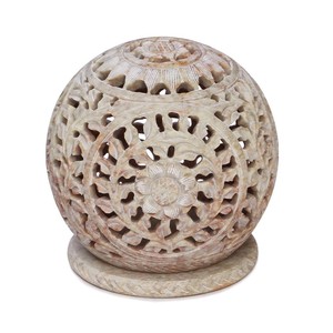 Porte-bougie artisanal en pierre savonneuse avec sculpture de feuille |   Décorations en pierre en gros - Product Image 1