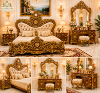 Suite de chambre à coucher de haute qualité en teck italien traditionnel sculpté à la main, convertible, pliable, avec rangement, taille King