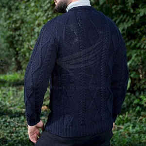 Prix de gros – Pull tricoté d'hiver pour homme, respirant, avec logo frontal, design élégant, style tendance - Product Image 5