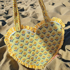 Sacs à main jaunes motif cœur, sacs fourre-tout Saint-Valentin, sacs de pique-nique multifonctionnels mignons en coton, sacs de rangement personnalisés pour l'été et l'automne - Product Image 1