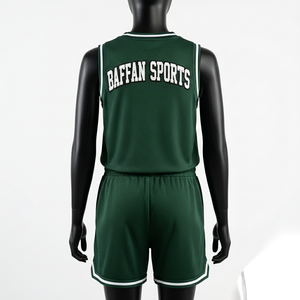 Conjunto Deportivo Premium de Malla de Poliéster Transpirable, Verde Oscuro con Paneles de Rayas Blancas, Sublimación Personalizada, Uniformes Deportivos para Mujer - Product Image 2