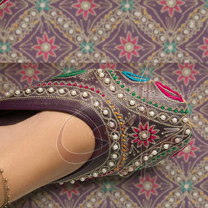 Elegant <b>Comfy</b> Beautifully Detailed Multi-Head Tilla Embroidery Bead <b>Work</b> Handmade Fashion Trend Printed Anti-Slippery Khussa - Product Image 6