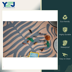 Tapis de pique-nique rectangulaires modernes, imperméables, portables, de qualité standard, en plastique polypropylène 100 %, fabriqués en Thaïlande. - Product Image 4