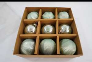 Adornos navideños de cristal craquelado en forma de bola, coloridos, antiguos y únicos, hechos a mano, juego de 8. - Product Image 5