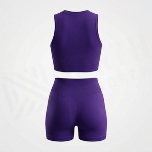 Ensemble sportif deux pièces côtelé pour femme : crop top sans manches et short taille haute, couleur unie, longueur au-dessus du genou - Product Image 2