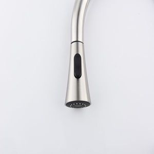 Rubinetto da Cucina Estraibile in Acciaio Inox 304 Lucidato e Ottone Spazzolato con Doccetta Spray - Product Image 5