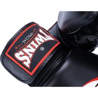Guantes de Boxeo Twins Muay Thai Hechos a Mano de Cuero Genuino de Vaca con Agarre Completo para los Dedos, Cierre de Gancho y Bucle, Estilo Sanda, Transpirables