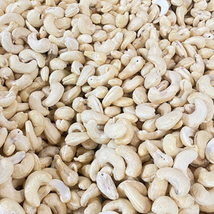 Wholesale Cashew Sp Cashew <b>Nuts</b> Cheap Price, Oem Odm Packaging Santigo - Product Image 1