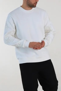 เสื้อสเวตเชิ้ตคอกลมสำหรับผู้ชายรุ่นใหม่ Ever Glow ผ้าฟลีซคุณภาพสูง ระบายอากาศได้ดี น้ำหนัก 300 กรัม บุซับใน เหมาะสำหรับฤดูหนาว - Product Image 3