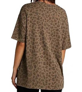 T-shirt basique Signature - Encolure renforcée - Technologie anti-décoloration - Basiques de qualité supérieure pour un look élégant et branché - Product Image 3