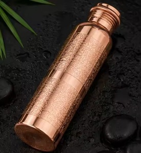 Bouteille d'eau en cuivre, finition martelée, couvercle marron, thermos de voyage portable, design moderne - Product Image 4