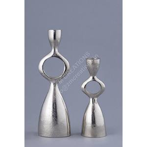 Ensemble de bougeoirs au design moderne, cadeaux, accessoires d'intérieur, décoration de table de salon, bougeoirs en aluminium faits à la main - Product Image 1