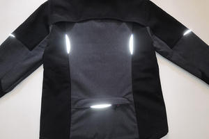 Chaqueta Cortavientos Deportiva de Tela Elástica, Ajuste Flexible para Entrenamiento en Gimnasio, Resistente al Viento, Rendimiento Atlético - Product Image 5