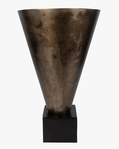 Luxury Metal <b>flower</b> <b>Vase</b> For Home Decorative Antique Luxury Accent and <b>Black</b> Base Home Decoration <b>Flower</b> Pots & <b>Vase</b> - Product Image 4