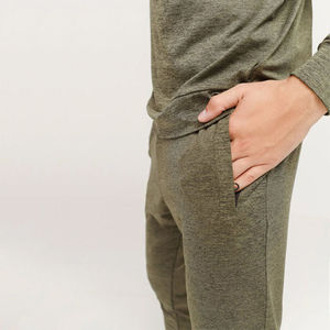 Conjunto Deportivo de Invierno para Hombre, Estilo Casual Urbano, Chaqueta con Cremallera y Pantalones Jogger, Corte Regular, Manga Larga - Product Image 4