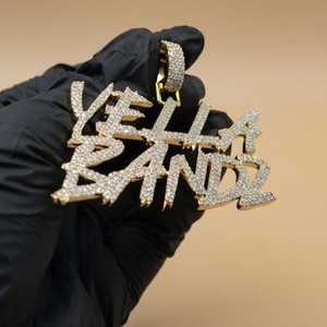 Colgante Yella Bandz Iced Out de Moissanita, Plata 925, Bañado en Oro de 18K, Corte Brillante, Estilo Hip Hop, Unisex, Diseño de Letra, Engaste de Garra - Product Image 4