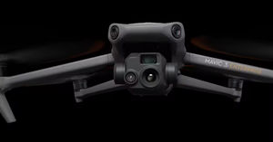 Drone thermique Mavic 3T 640x512 radiométrique RTK avec évitement omnidirectionnel pour l'inspection des lignes électriques, les relevés industriels et la cartographie - Product Image 2