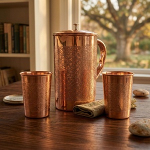 Carafe en cuivre polie faite à la main, pichet rustique artisanal en cuivre, carafe décorative en cuivre, accessoire de table artisanal en cuivre - Product Image 5
