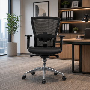 Chaise de bureau ergonomique en maille avec accoudoirs réglables, élévateur électrique, design moderne, base chromée pivotante pour usage domestique ou professionnel - Product Image 1