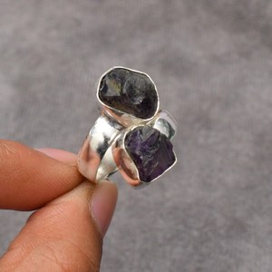 Anillo de amatista en bruto hecho a mano con plata de ley 925, joyería de piedras preciosas, anillo único y llamativo, regalo para mujeres y niñas - Product Image 1