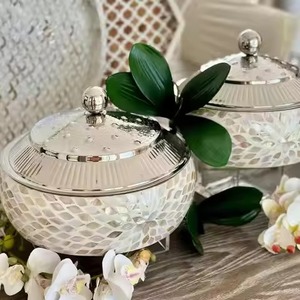 Casserole et plat à fondue les plus vendus, avec incrustation de mosaïque blanche en forme de coquille, corps texturé, couvercle en métal, ensemble de plats chauds pour buffet d'hôtel - Product Image 1