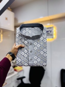 Kurta en coton gris imprimé pour homme avec churidar blanc, style indien pakistanais traditionnel, coupe régulière, longueur cheville, pour tenue décontractée - Product Image 4