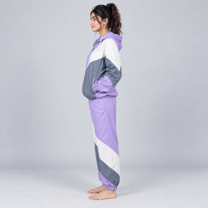 Durable <b>Women</b> <b>Windbreaker</b> Tracksuit Made with Durable Fabric Offers Flexible Fit <b>Women</b> <b>Windbreaker</b> Tracksuit for Outdoor Wear - Product Image 2