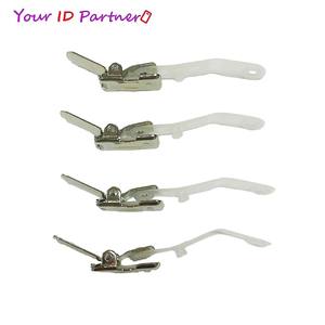 Clips de badge en métal pour porte-badge 905L avec sangle en plastique - Product Image 2