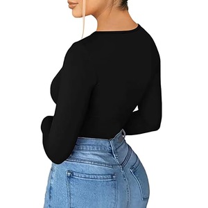 Haut en tricot noir à col rond et manches longues pour femme, avec logo personnalisé de haute qualité, coupe ajustée, couleur unie, style décontracté, chemise basique - Product Image 2