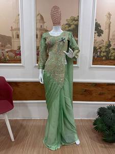 Hermoso Sari de Seda Chinon con Motivos Artesanales, Corpiño Cosido, Ajuste Rápido en Un Minuto, Atuendo Étnico para Mujer, Conjunto para Ceremonia - Product Image 1