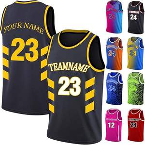 Uniforme de basket-ball personnalisé de haute qualité – Maillot et short d'équipe sublimés 100 % polyester - Product Image 2