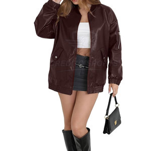 Chaqueta de cuero para mujer de último estilo, con costuras finas, cómoda y duradera. - Product Image 3