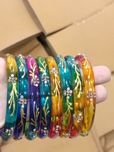 Pulseras de vidrio de 8 mm de calidad premium, diseño hermoso y elegante, ideal para todas las ocasiones. Un juego contiene ocho piezas. - Product Image 2