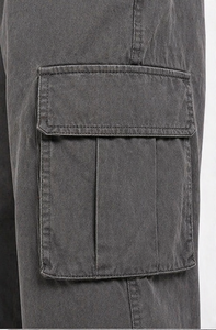 Pantalones Cargo Gris Carbón para Hombre, de Pierna Ancha, Estilo Minimalista, Corte Relajado, Diseño Limpio, con Múltiples Bolsillos - Product Image 6