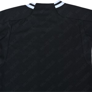 Camiseta de Fútbol Negra Lisa de Primera Calidad - Camiseta de Fútbol de Secado Rápido para Personalizar, Ropa de Entrenamiento Transpirable, Lista para Enviar - Product Image 4