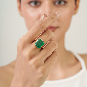 Bague Solitaire de Luxe en Or Jaune Véritable 18K avec Grande Pierre Précieuse Émeraude Zambienne de 9,08 Carats, Bijou de Mariée Audacieux, Vente en Gros Fabricant - Product Image 2