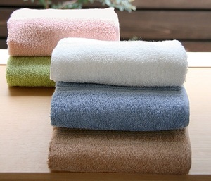 [En gros] Serviette tissée quotidienne de la marque HIORIE Osaka Senshu, 100% coton, écologique, motif à carreaux, petite serviette de bain 40*100cm 350GSM - Product Image 6