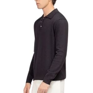 เสื้อโปโลแขนยาวสีดำสำหรับผู้ชาย เสื้อถักไหมพรมแบบสวม คอปกติดกระดุมด้านหน้า สไตล์ลำลองและสมาร์ทแคชชวล รับผลิตตามแบบ OEM - Product Image 2