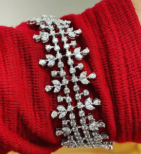 Bracelet de luxe en or 10K/14K/18K à deux couches avec diamant de laboratoire taille princesse certifié IGI pour femme, idéal pour les mariages et les soirées - Product Image 4