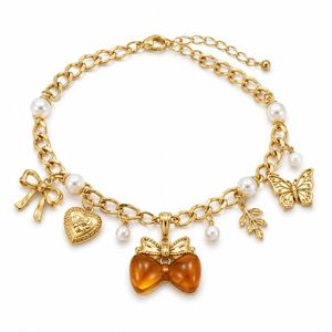 Collar de Cadena para Perro en Oro con Colgante de Ámbar Translúcido, Collares de Cadena de Lujo en Oro para Marcas de Mascotas de Comercio Electrónico - Product Image 5