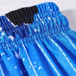 Pantalones Cortos Deportivos de Baloncesto Ligeros y Transpirables de Malla con Estampado Geométrico, Producto Moderno y Transpirable BY RA - Product Image 5