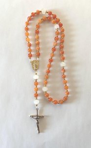 Komi Handgewebte Holzperlen-Halskette für Herren, Lange Steinperlen-Anhänger-Halskette, Mattierte Kreuz-Rosenkranz-Schmuckstücke - Product Image 2