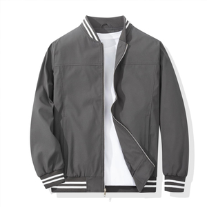 Chaqueta de Piloto Tipo Bomber para Hombre, Chaqueta Bomber de Piel de Oveja Genuina para Hombre con Bolsillos con Cremallera 2026 - Product Image 1
